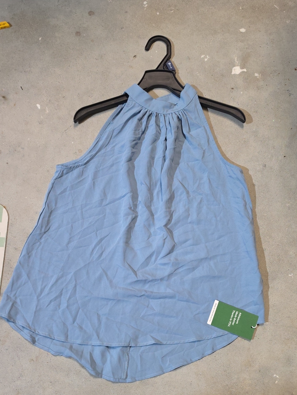 Nwt Sleeveless Halter Neck Women's Top